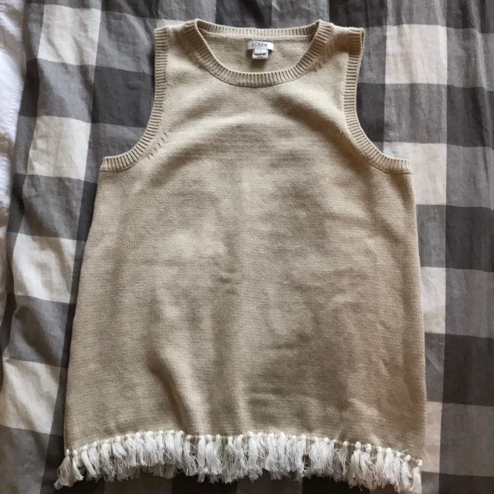 Knit tank with fringe